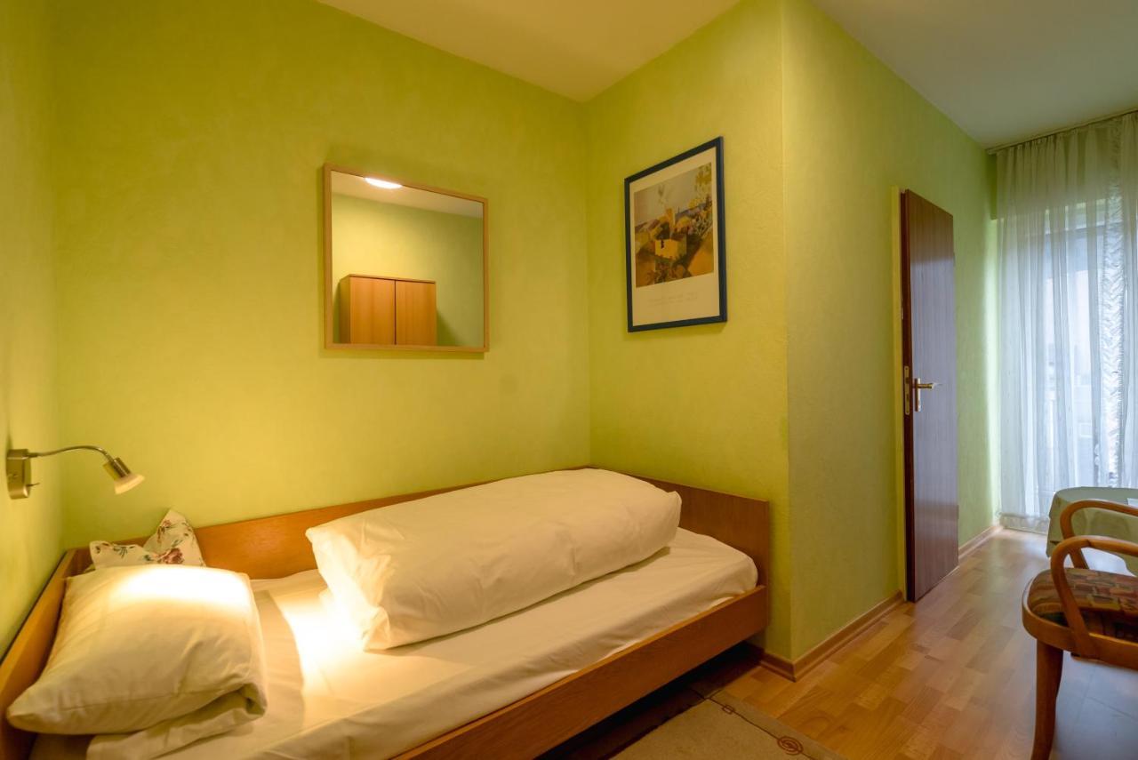 Central-Hotel Traben-Trarbach Exteriör bild