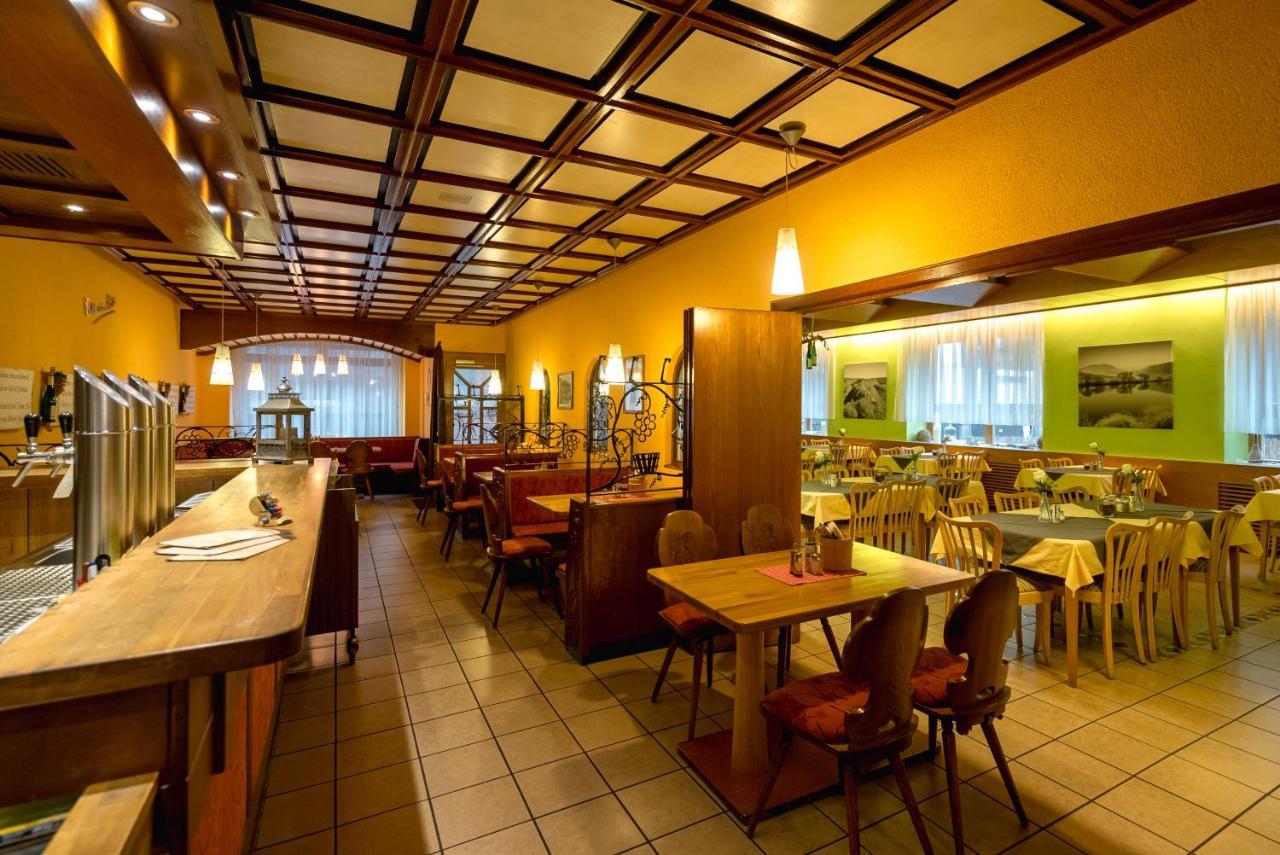 Central-Hotel Traben-Trarbach Exteriör bild