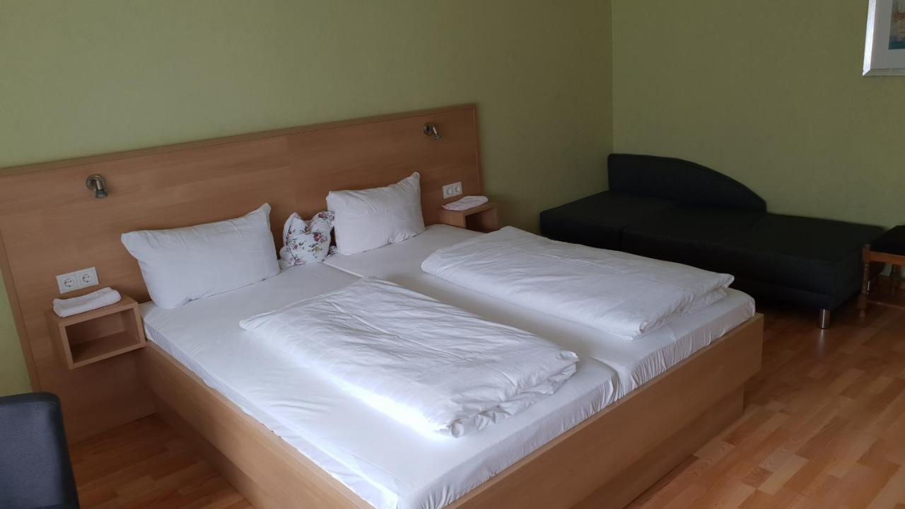 Central-Hotel Traben-Trarbach Exteriör bild